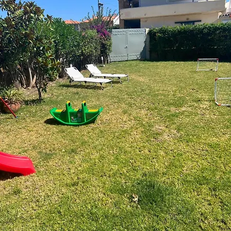 Elizabeth's Holiday home Mourteri